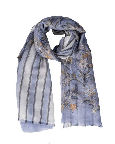 Shop ETRO  Scarf: Etro patterned scarf in cashmere blend.
Edges finished with fringes.
Embellished with embroidered ETRO and Pegaso logos.
Composition: 56% Modal, 41% Linen, 3% Cashmere.
Made in Italy.. MATA0012 AV232-X0880